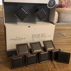 THREAHOLD Knob Set Oil-Rubbed Bronze finish 10 pk